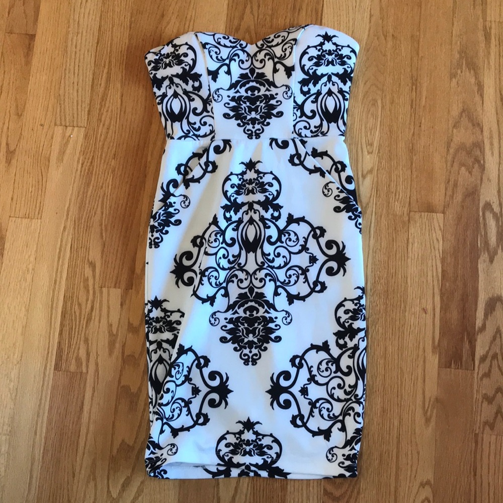 Black and white homecoming body con dress